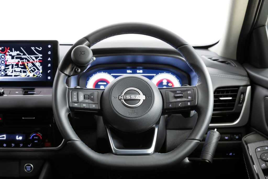 Adapted steering wheel for a Nissan Quashqual by Jeff Gosling Motors